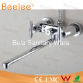 Brassware Design Wall Mount longo bico banho torneira de banheira com dupla alça cromado